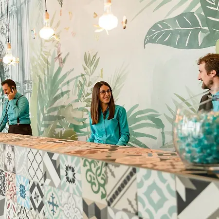 원 바르셀로나-시우타데야 3*